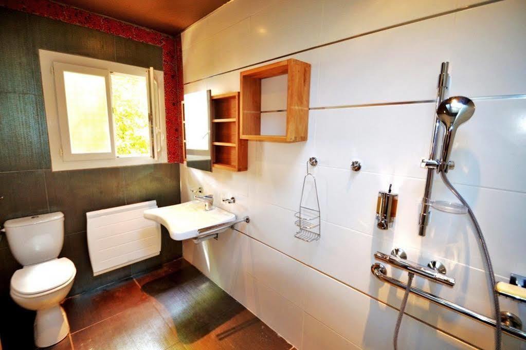 Athena Motel Сен-Агулф Екстериор снимка